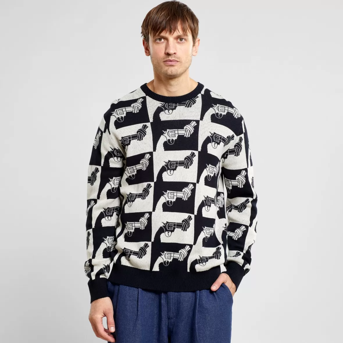 Knitwear | DEDICATED Sweater Mora The Knotted Gun Black