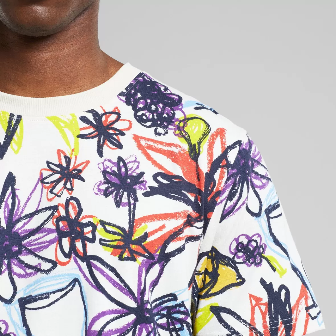 T-Shirts | DEDICATED T-shirt Stockholm Paradise Sketch AOP Oat White