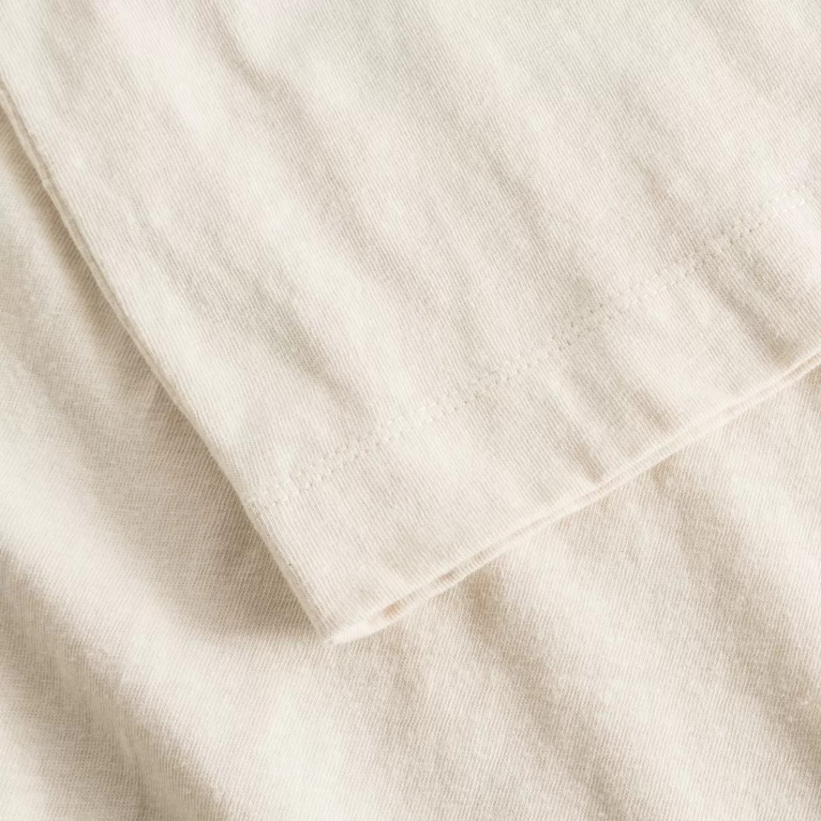 Base T-Shirts | Basics | DEDICATED T-shirt Vadstena Vanilla White